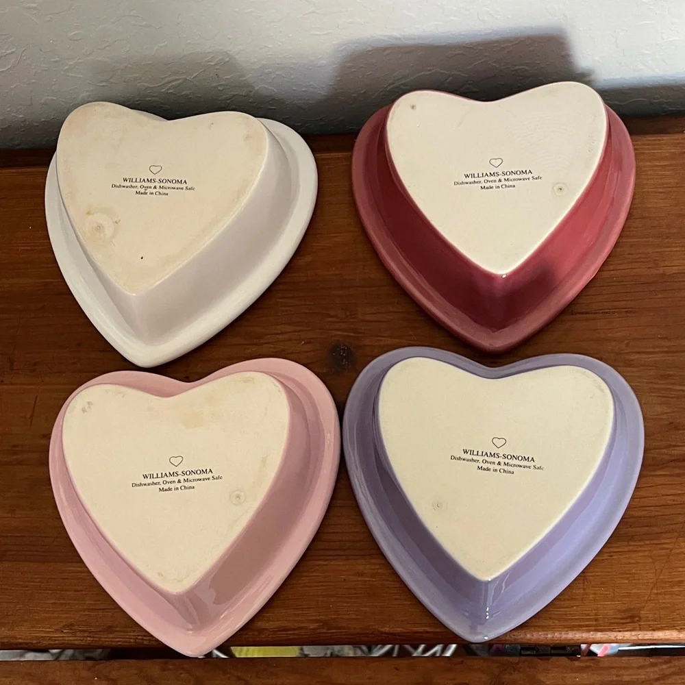 Williams-Sonoma Vintage Heart-Shaped Ceramic Dish Set (4)